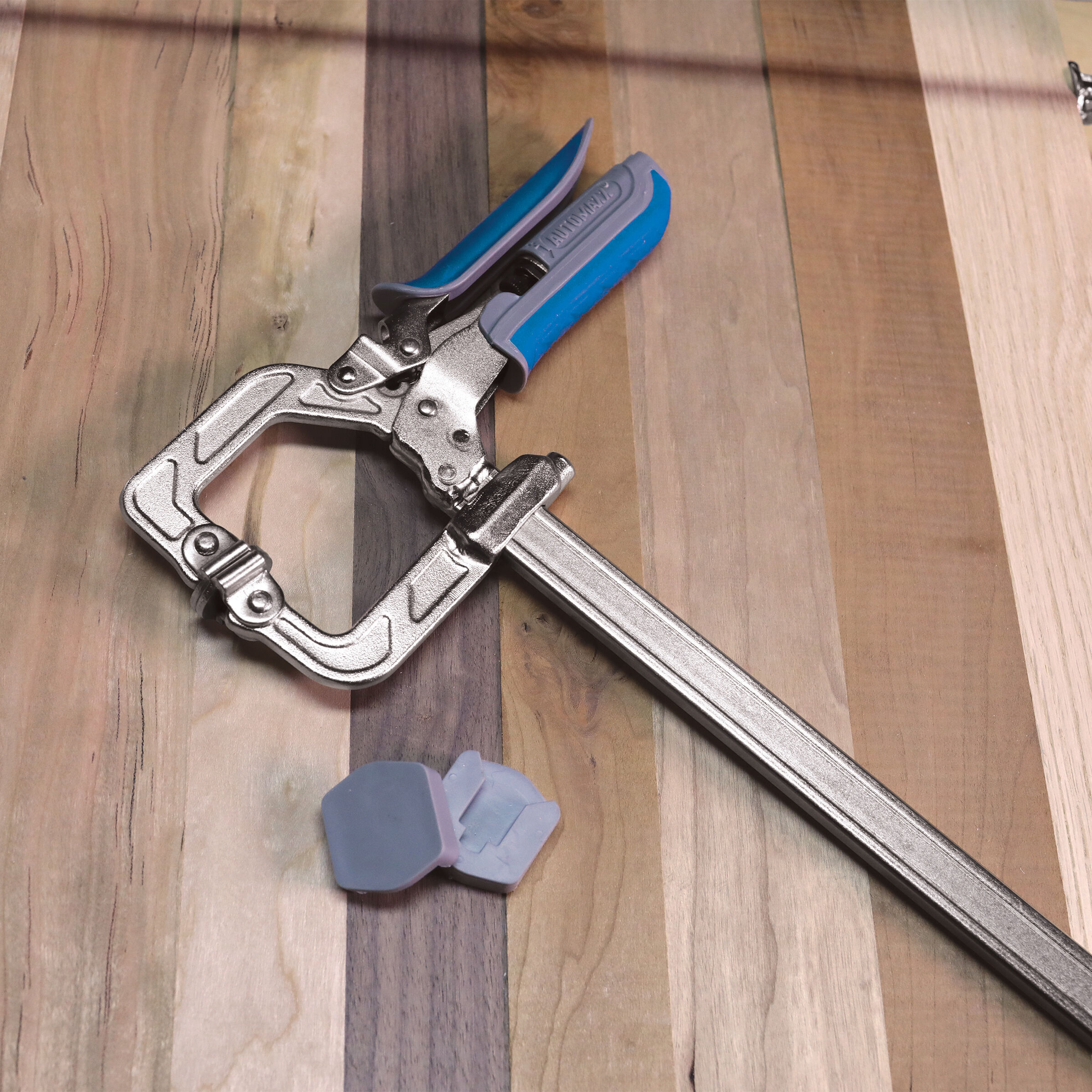 Auto-Adjust Bar Clamp - 16