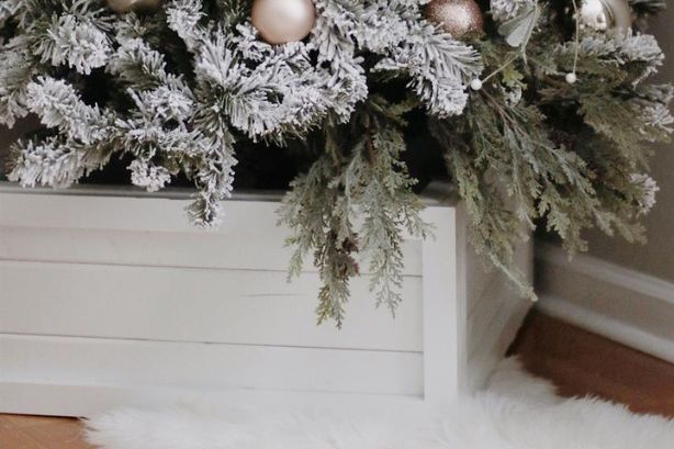 Christmas Tree Stand Box