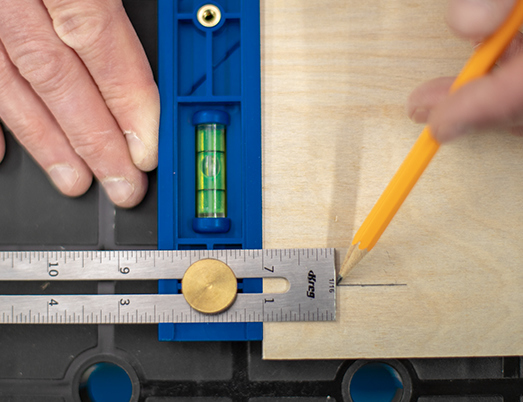 How to measure accurately with a combination square